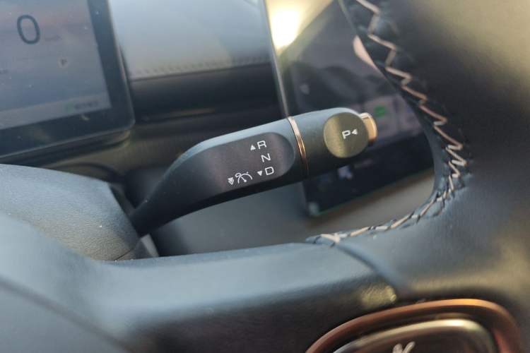 Used Baojun Enjoy 2025 All-Electric 600km Luxury Edition Gear Lever
