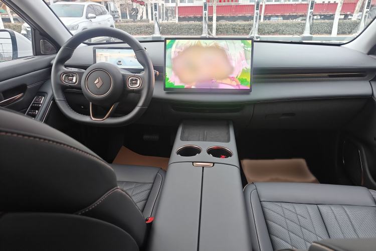Used Baojun Enjoy 2025 Plug-in Hybrid 140km Luxury Edition Interior 2