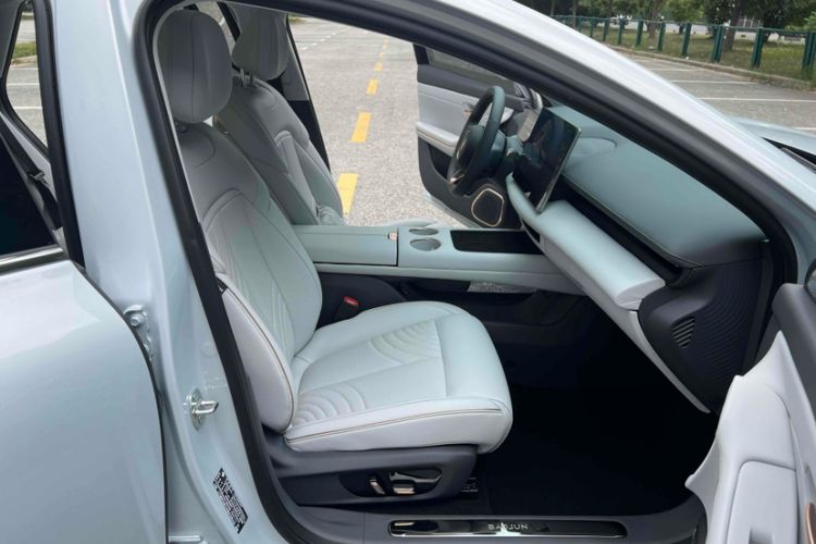 Used Baojun Enjoy 2025 All-Electric 600km Luxury Edition Interior 3