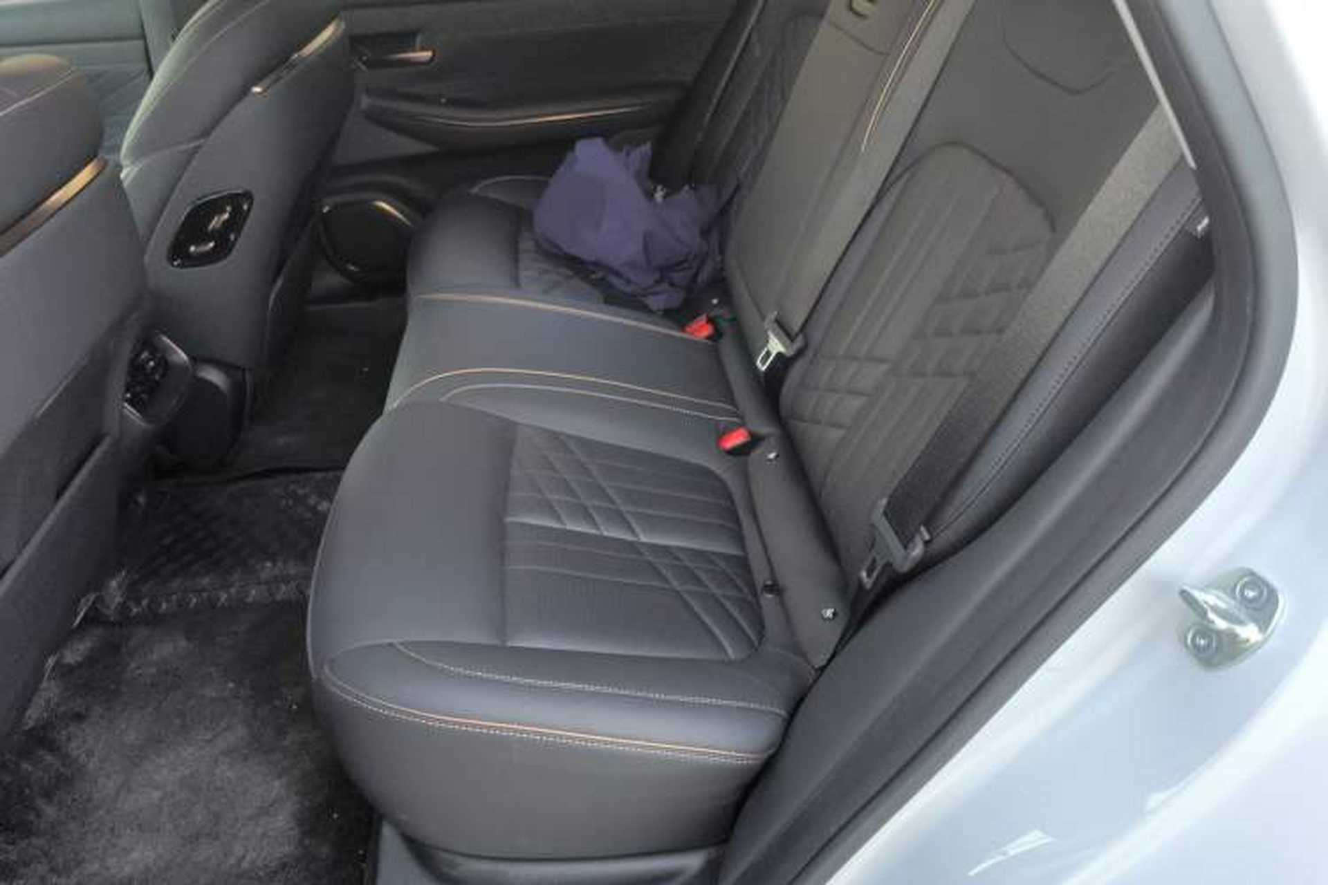 Used Baojun Enjoy 2025 Plug-in Hybrid 140km Luxury Edition Interior 4