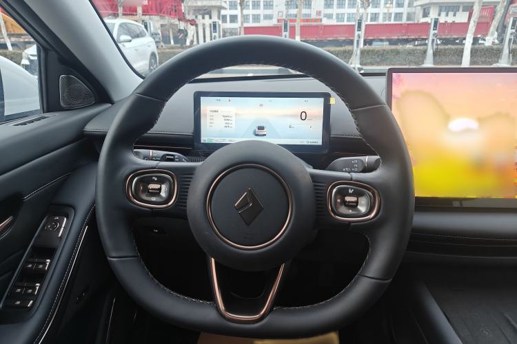 Used Baojun Enjoy 2025 Plug-in Hybrid 140km Luxury Edition Interior 4