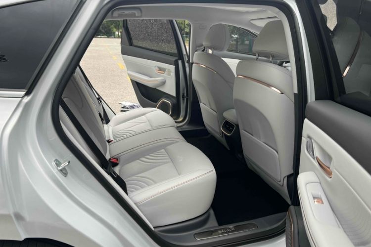 Used Baojun Enjoy 2025 All-Electric 600km Luxury Edition Interior 5