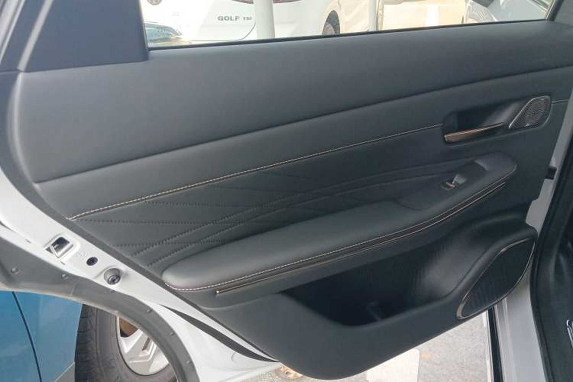 Used Baojun Enjoy 2025 Plug-in Hybrid 140km Luxury Edition Interior 8