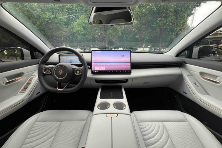Used Baojun Enjoy 2025 All-Electric 600km Luxury Edition Interior 9