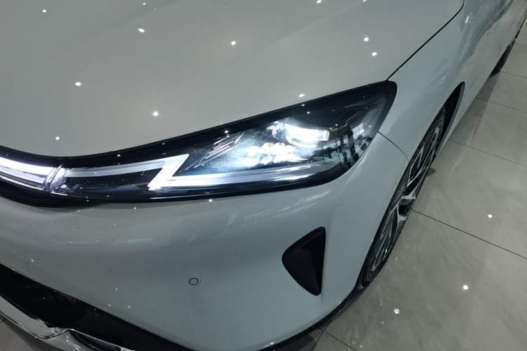 Used Baojun Enjoy 2025 Plug-in Hybrid 140km Luxury Edition Left Front Headlight