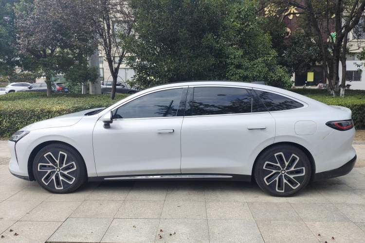 Used Baojun Enjoy 2025 All-Electric 600km Luxury Edition Left Side