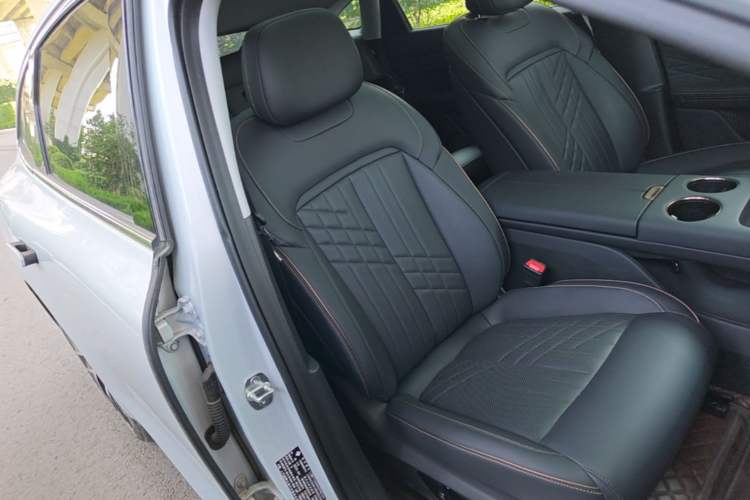 Used Baojun Enjoy 2025 Plug-in Hybrid 140km Luxury Edition Right Front Seat