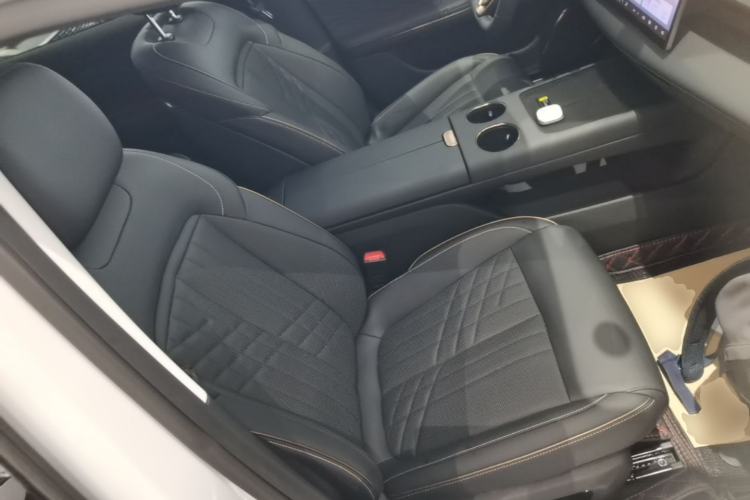 Used Baojun Enjoy 2025 Plug-in Hybrid 140km Luxury Edition Right Front Seat
