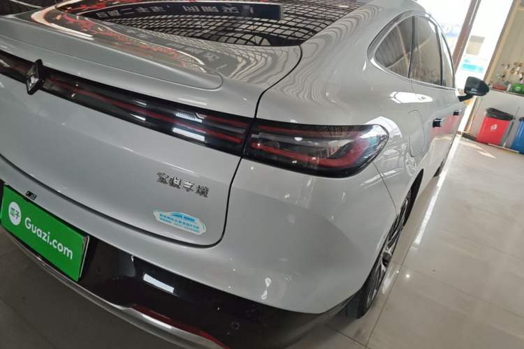Used Baojun Enjoy 2025 Plug-in Hybrid 140km Luxury Edition Right Rear Taillight
