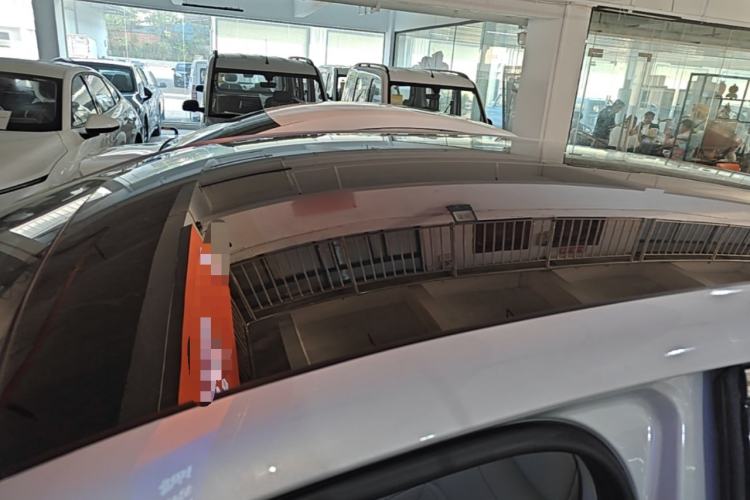 Used Baojun Enjoy 2025 All-Electric 600km Luxury Edition Roof