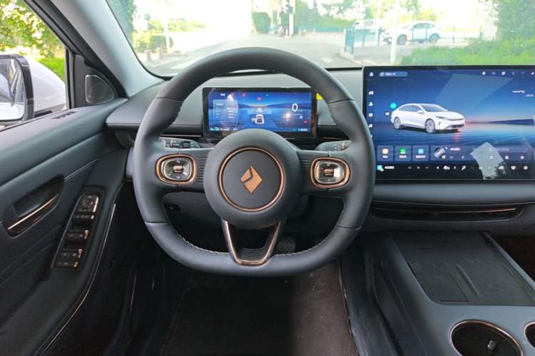 Used Baojun Enjoy 2025 Plug-in Hybrid 140km Luxury Edition Steering Wheel