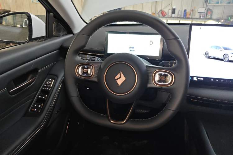 Used Baojun Enjoy 2025 Plug-in Hybrid 140km Standard Version Steering Wheel