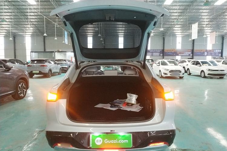 Used Baojun Enjoy 2025 Plug-in Hybrid 140km Luxury Edition Trunk