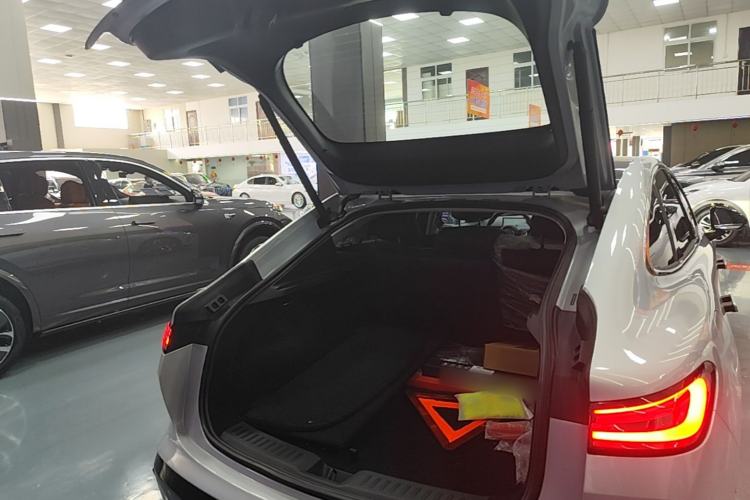 Used Baojun Enjoy 2025 Plug-in Hybrid 140km Luxury Edition Trunk