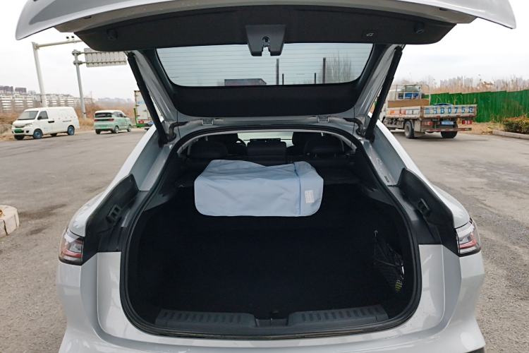 Used Baojun Enjoy 2025 Plug-in Hybrid 140km Luxury Edition Trunk