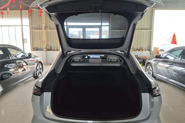 Used Baojun Enjoy 2025 Plug-in Hybrid 140km Luxury Edition Trunk