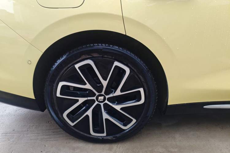Used Baojun Enjoy 2025 Plug-in Hybrid 140km Luxury Edition Exterior 8