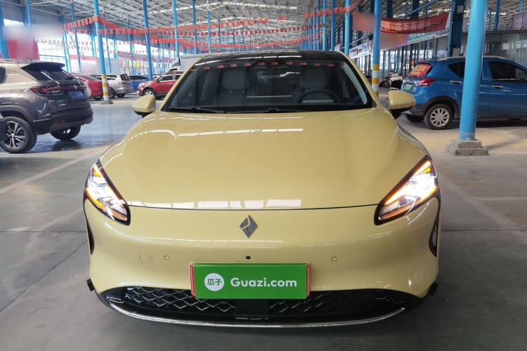 Used Baojun Enjoy 2025 All-Electric 600km Luxury Edition Front