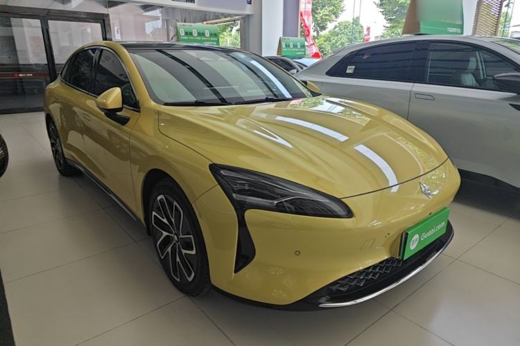 Used Baojun Enjoy 2025 All-Electric 600km Luxury Edition Front Right 45 Deg