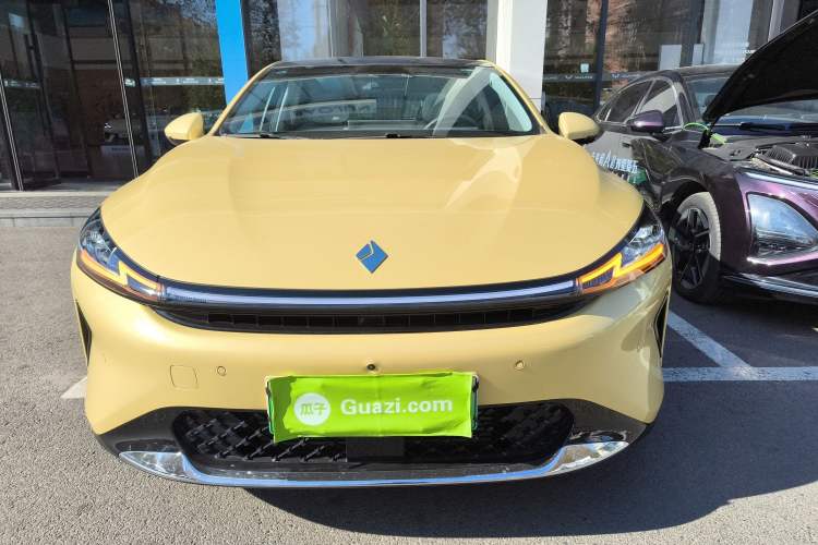 Used Baojun Enjoy 2025 Plug-in Hybrid 140km Luxury Edition Front