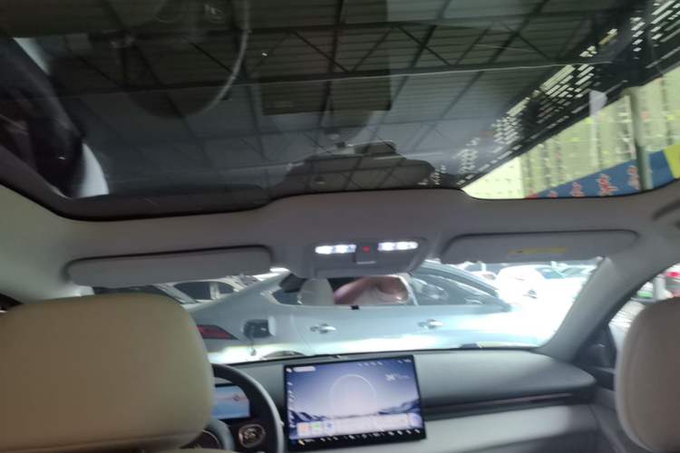 Used Baojun Enjoy 2025 All-Electric 600km Luxury Edition Headliner
