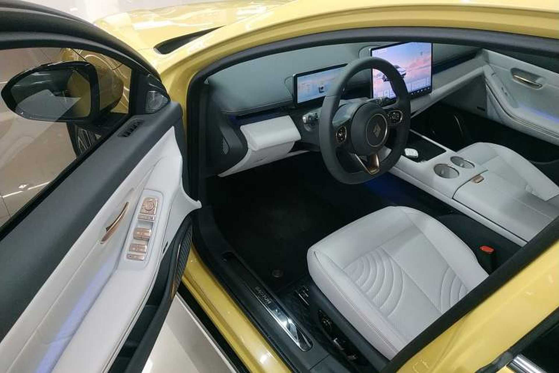 Used Baojun Enjoy 2025 Plug-in Hybrid 140km Luxury Edition Interior 3