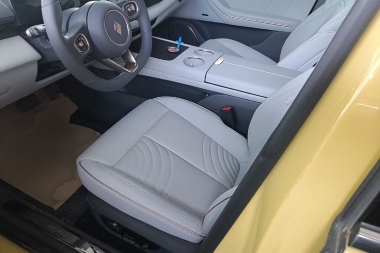 Used Baojun Enjoy 2025 Plug-in Hybrid 140km Luxury Edition Left Front Seat
