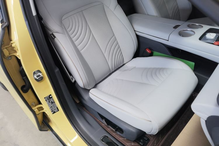 Used Baojun Enjoy 2025 All-Electric 600km Luxury Edition Right Front Seat