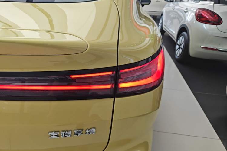 Used Baojun Enjoy 2025 All-Electric 600km Luxury Edition Right Rear Taillight
