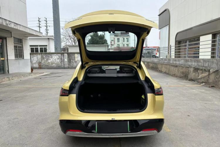 Used Baojun Enjoy 2025 Plug-in Hybrid 140km Luxury Edition Trunk