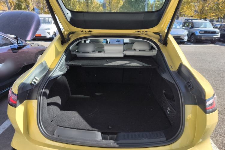 Used Baojun Enjoy 2025 Plug-in Hybrid 140km Luxury Edition Trunk
