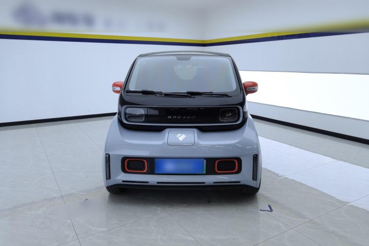Used Baojun KiWi EV 2022 Artist Lite Edition Lithium Iron Phosphate Front