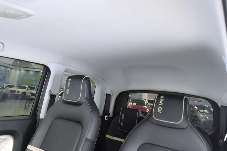 Used Baojun KiWi EV 2022 Artist Lite Edition Lithium Iron Phosphate Headliner