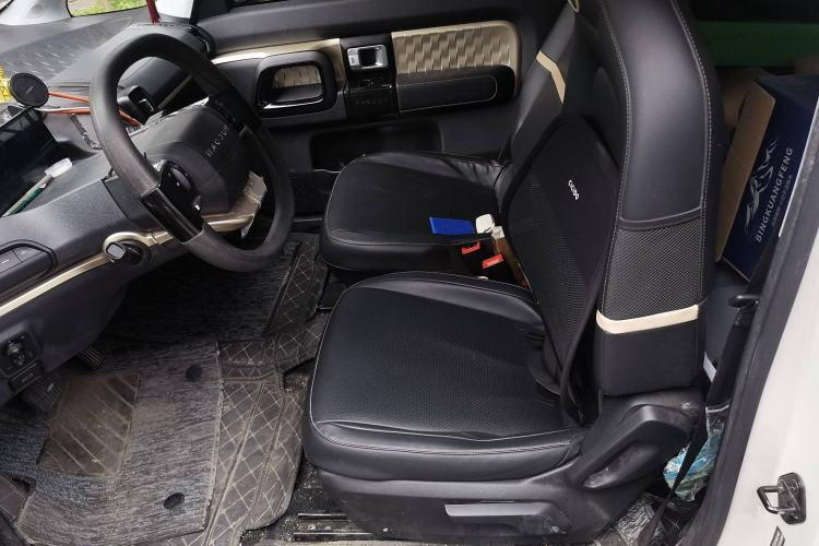 Used Baojun KiWi EV 2021 Artist Model Ternary Lithium Left Front Seat