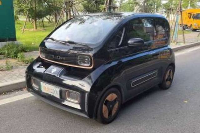 Used Baojun KiWi EV 2021 Artist Model Lithium Iron Phosphate
