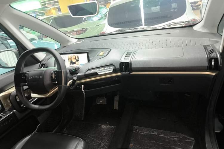 Used Baojun KiWi EV 2021 Designer Ternary Lithium Center Console