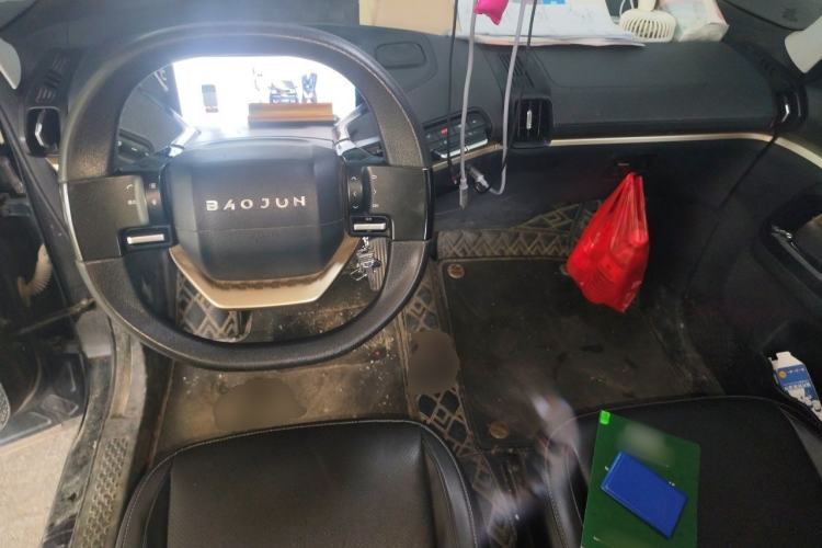 Used Baojun KiWi EV 2021 Designer Lithium Iron Phosphate Center Console