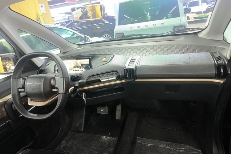 Used Baojun KiWi EV 2021 Designer Ternary Lithium Center Console