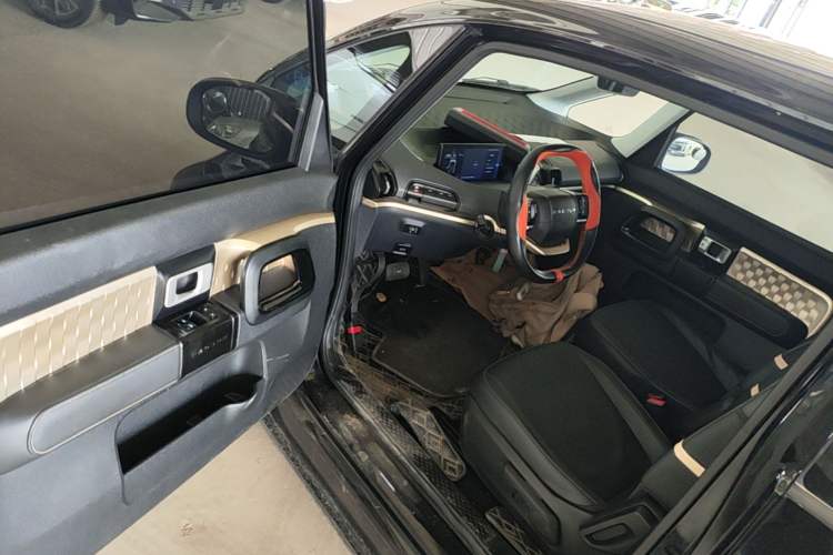 Used Baojun KiWi EV 2021 Designer Lithium Iron Phosphate Driver Seat