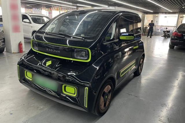 Used Baojun KiWi EV 2021 Artist Model Lithium Iron Phosphate