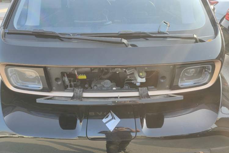 Used Baojun KiWi EV 2021 Artist Model Ternary Lithium Engine Bay