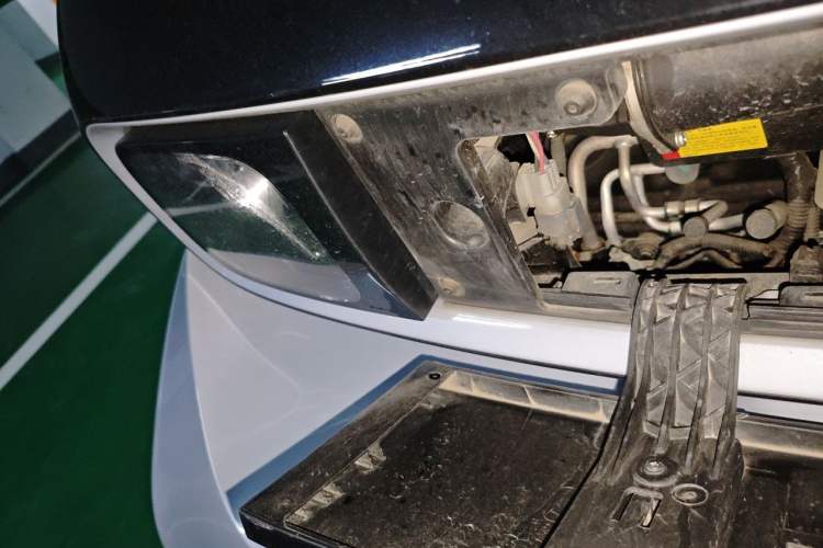 Used Baojun KiWi EV 2021 Artist Model Ternary Lithium Engine Bay Right
