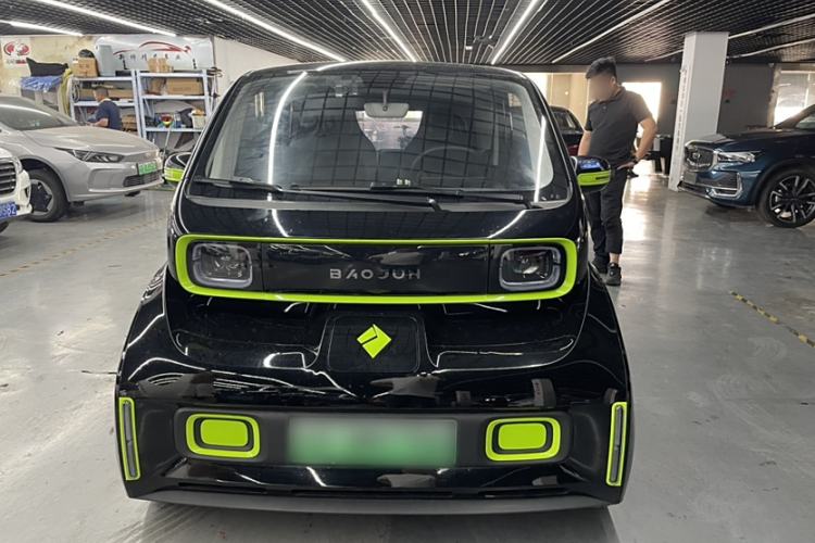 Used Baojun KiWi EV 2021 Artist Model Lithium Iron Phosphate Exterior 1