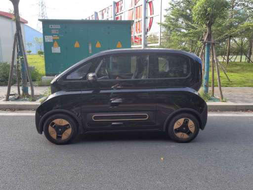 Used Baojun KiWi EV 2021 Artist Model Lithium Iron Phosphate Exterior 2