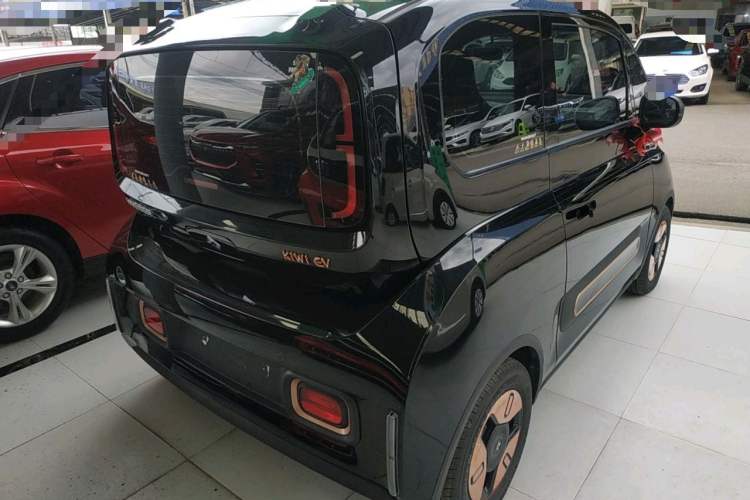 Used Baojun KiWi EV 2021 Artist Model Ternary Lithium Exterior 4