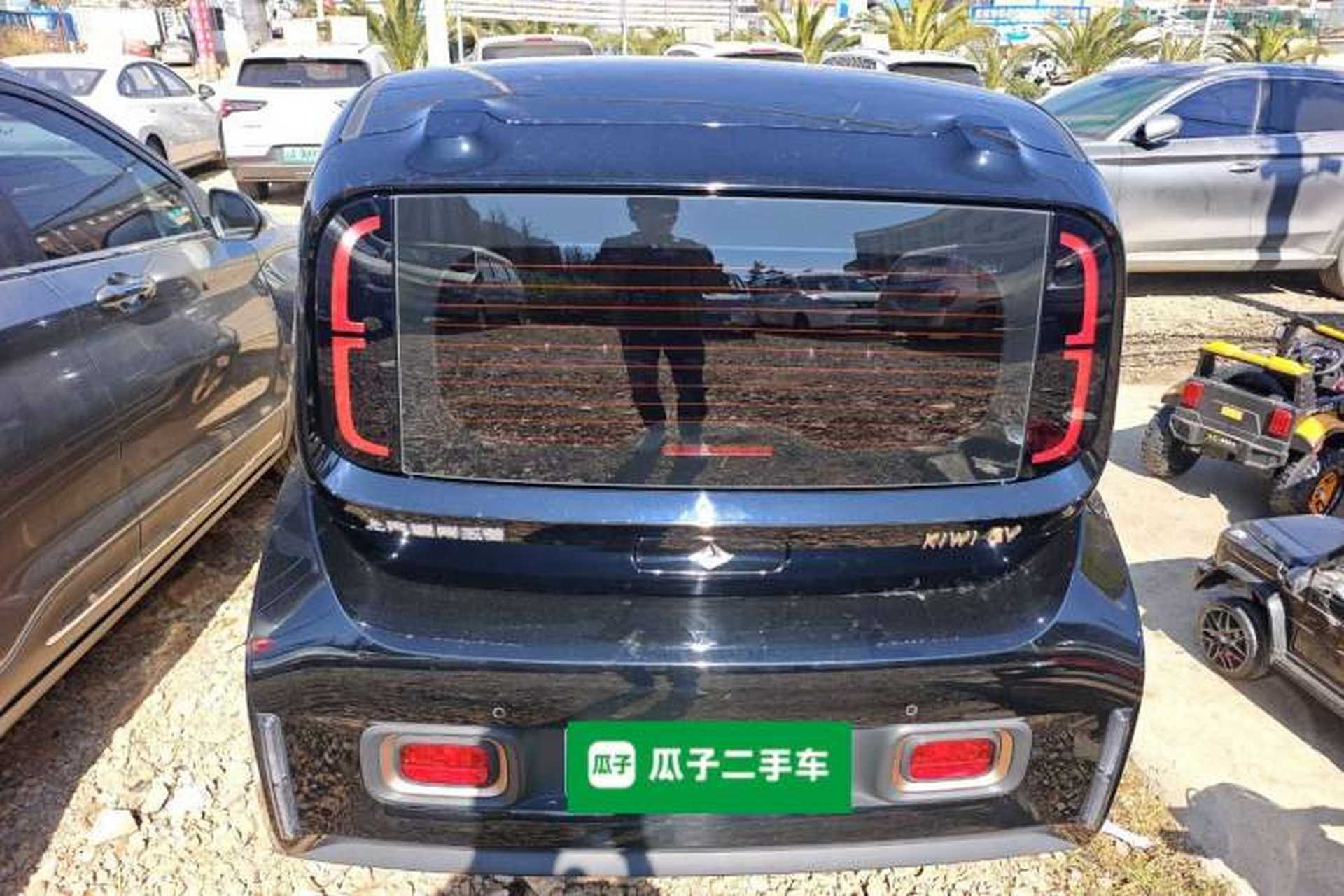 Used Baojun KiWi EV 2021 Artist Model Lithium Iron Phosphate Exterior 4