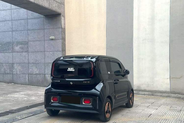 Used Baojun KiWi EV 2021 Artist Model Ternary Lithium Exterior 5