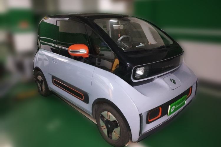 Used Baojun KiWi EV 2021 Artist Model Ternary Lithium Front Right 45 Deg