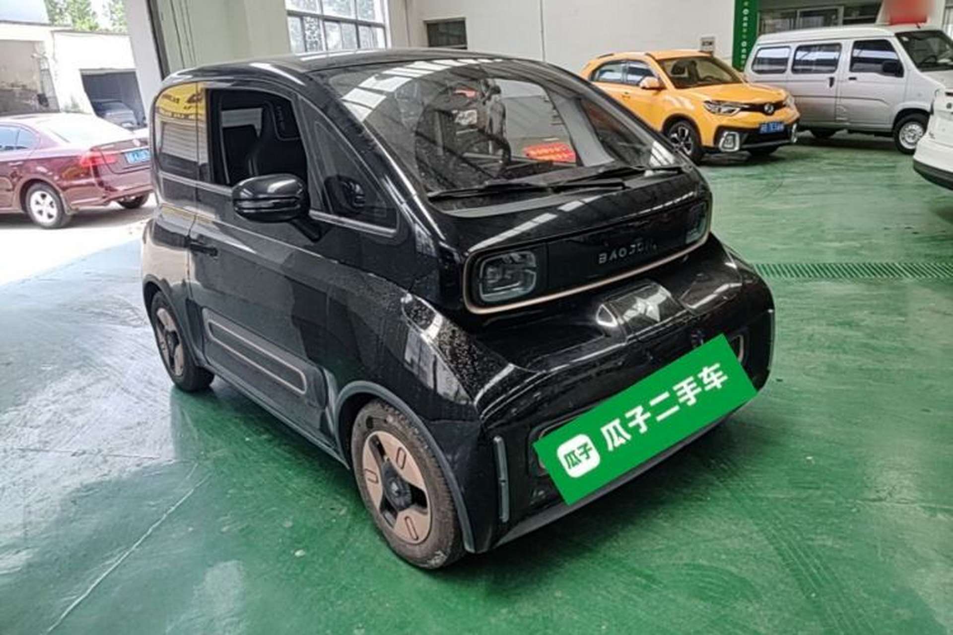 Used Baojun KiWi EV 2021 Artist Model Lithium Iron Phosphate Front Right 45 Deg