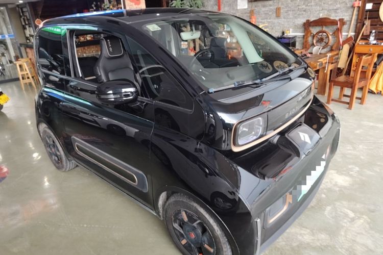 Used Baojun KiWi EV 2021 Artist Model Ternary Lithium Front Right 45 Deg